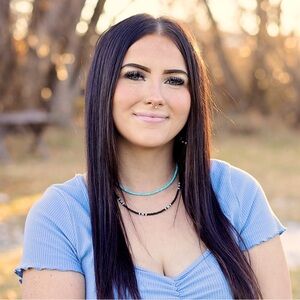 Meet your Posher, Paige